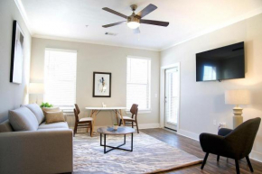 Landing Modern Apartment with Amazing Amenities (ID2045X42)